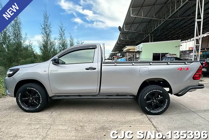 2020 Toyota / Hilux / Revo Stock No. 135396