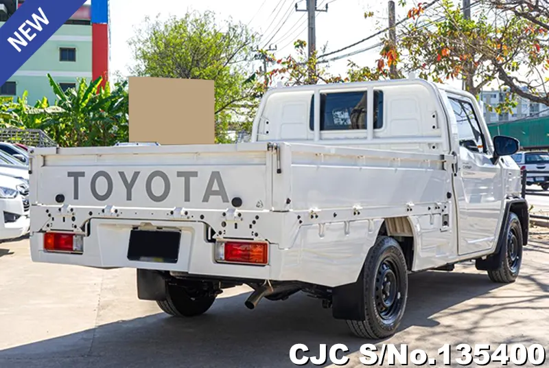 2024 Toyota / Hilux / Revo Stock No. 135400