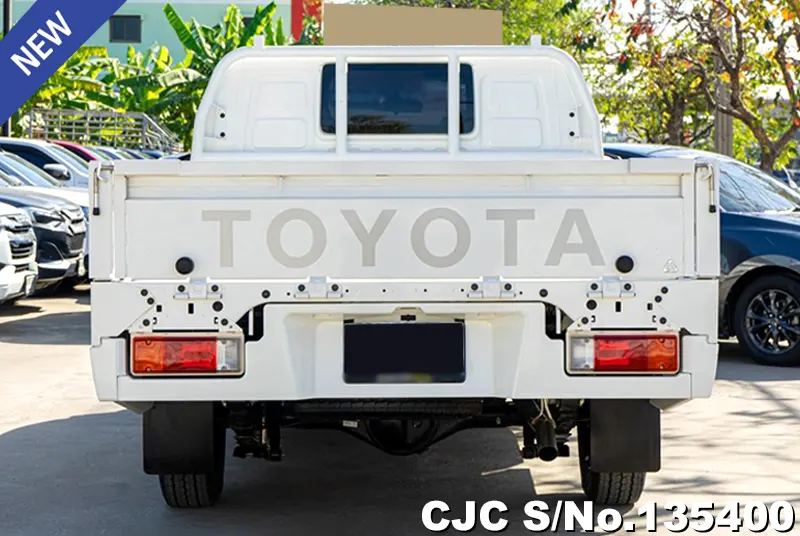 2024 Toyota / Hilux / Revo Stock No. 135400