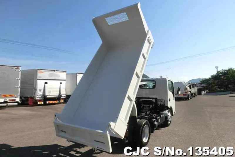2025 Mazda / Titan Stock No. 135405
