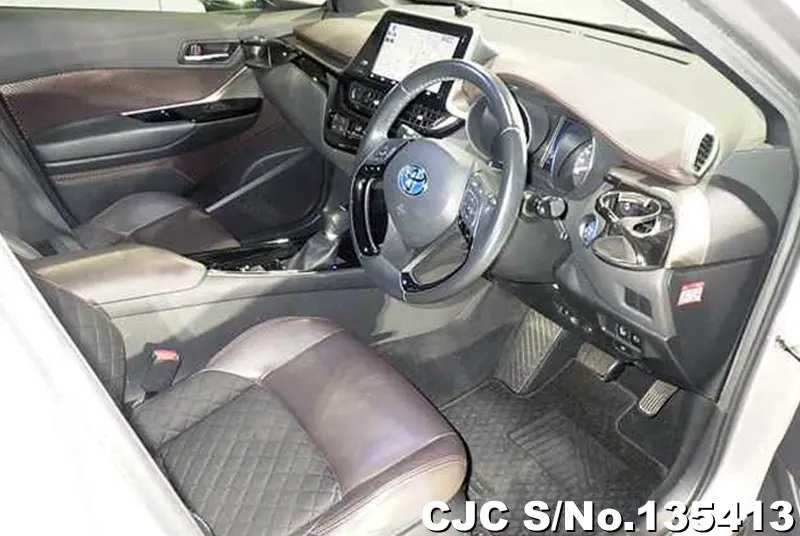 2018 Toyota / C-HR Stock No. 135413