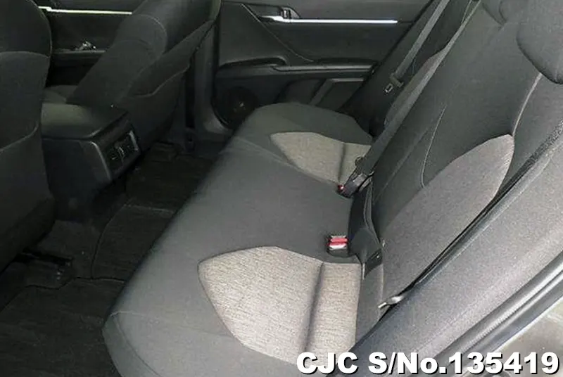 Toyota Camry in Gray for Sale Image 5