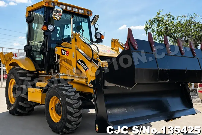Massive 3CX Backhoe Loader