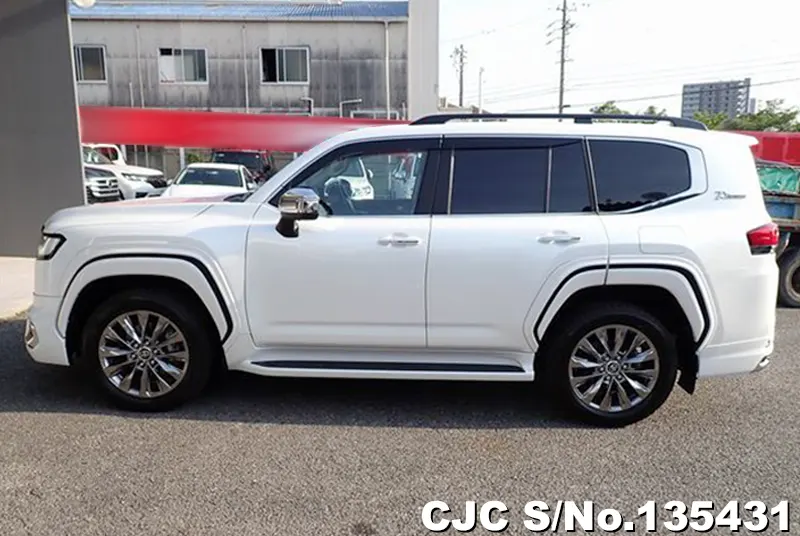 2023 Toyota / Land Cruiser Stock No. 135431