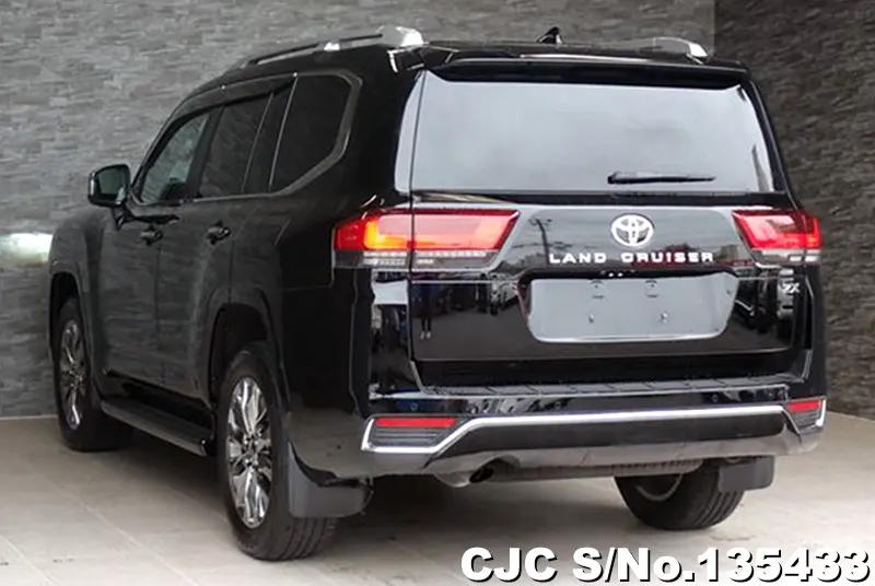 2023 Toyota / Land Cruiser Stock No. 135433