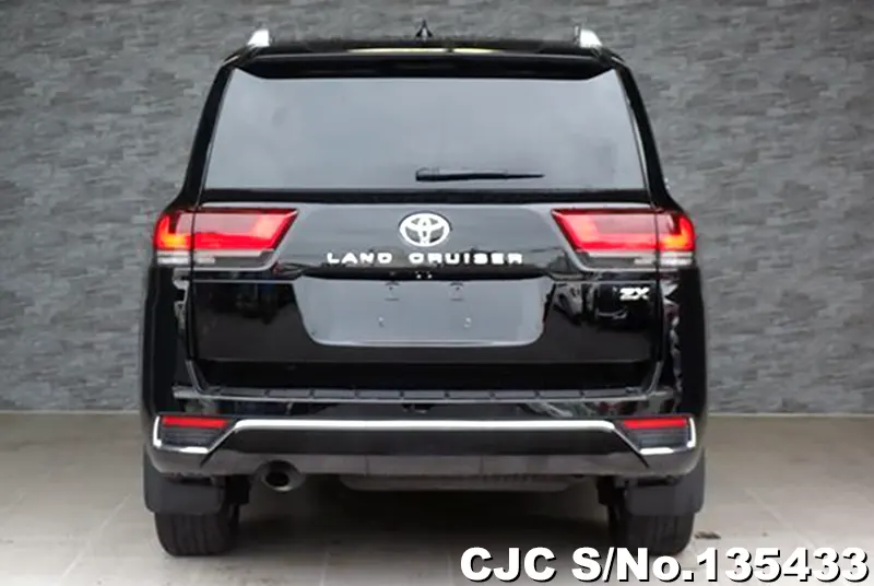 2023 Toyota / Land Cruiser Stock No. 135433
