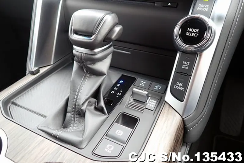 2023 Toyota / Land Cruiser Stock No. 135433