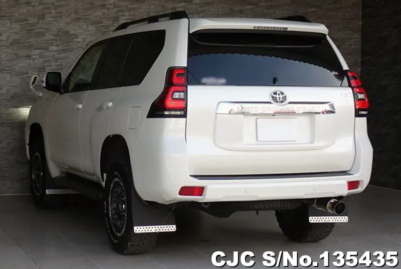 2022 Toyota / Land Cruiser Prado Stock No. 135435