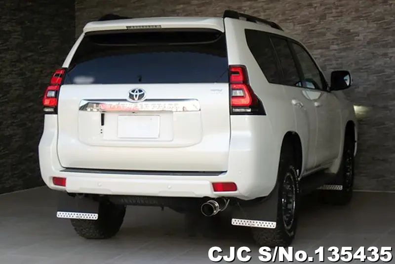 2022 Toyota / Land Cruiser Prado Stock No. 135435