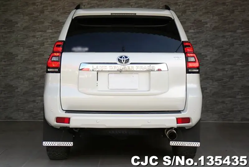 2022 Toyota / Land Cruiser Prado Stock No. 135435