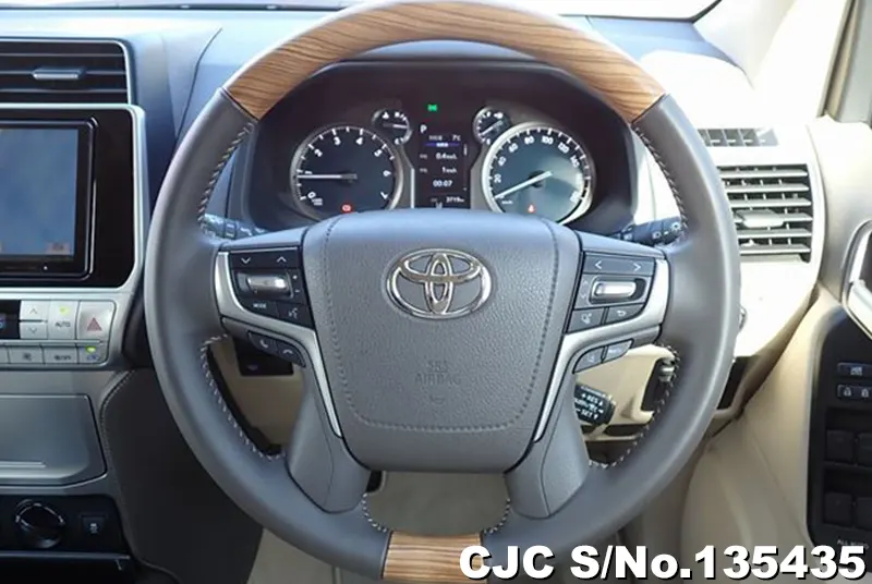2022 Toyota / Land Cruiser Prado Stock No. 135435