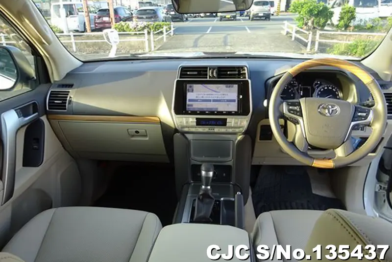 2022 Toyota / Land Cruiser Prado Stock No. 135437
