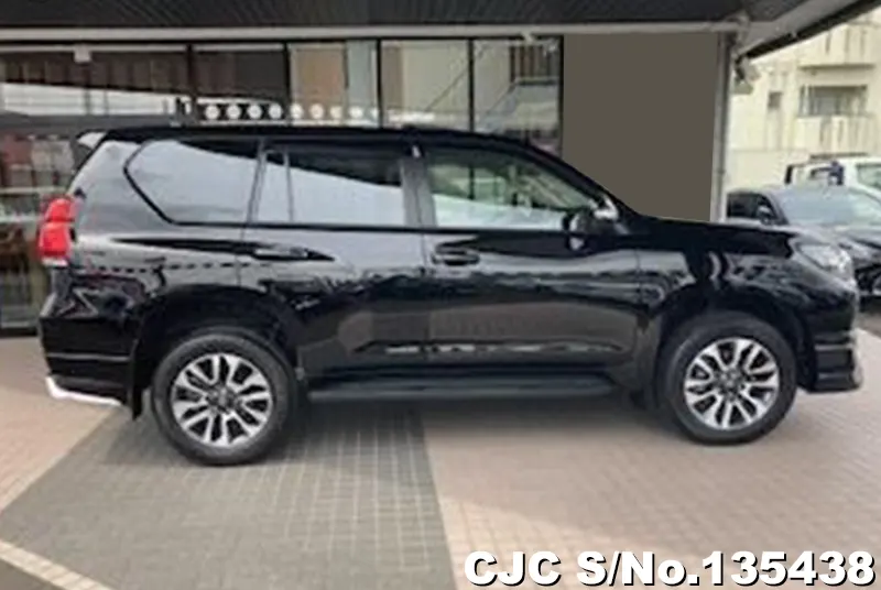 2022 Toyota / Land Cruiser Prado Stock No. 135438