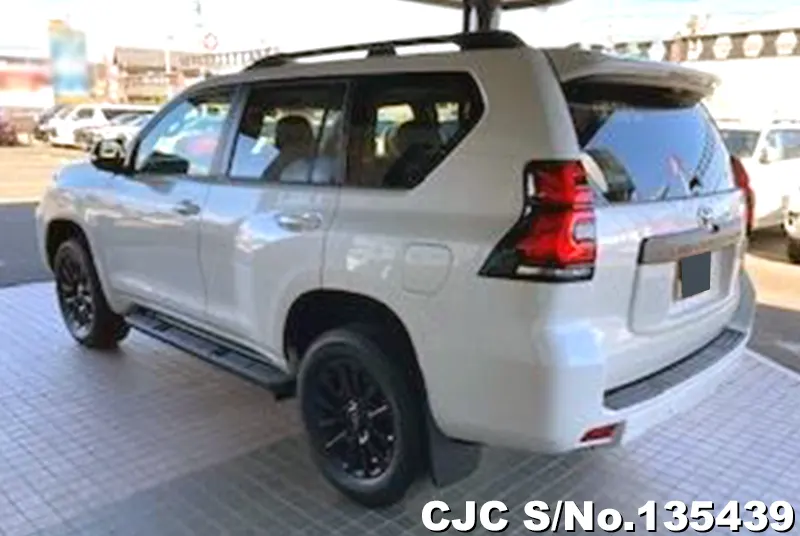 2022 Toyota / Land Cruiser Prado Stock No. 135439