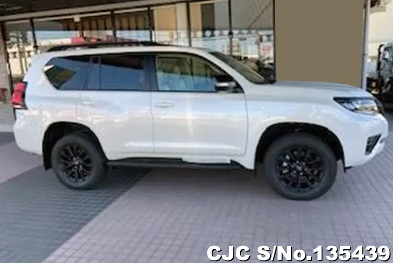 2022 Toyota / Land Cruiser Prado Stock No. 135439