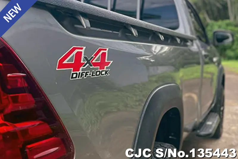 2017 Toyota / Hilux / Revo Stock No. 135443