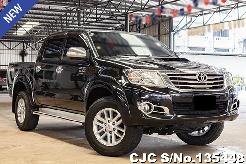 2014 Toyota / Hilux / Revo Stock No. 135448