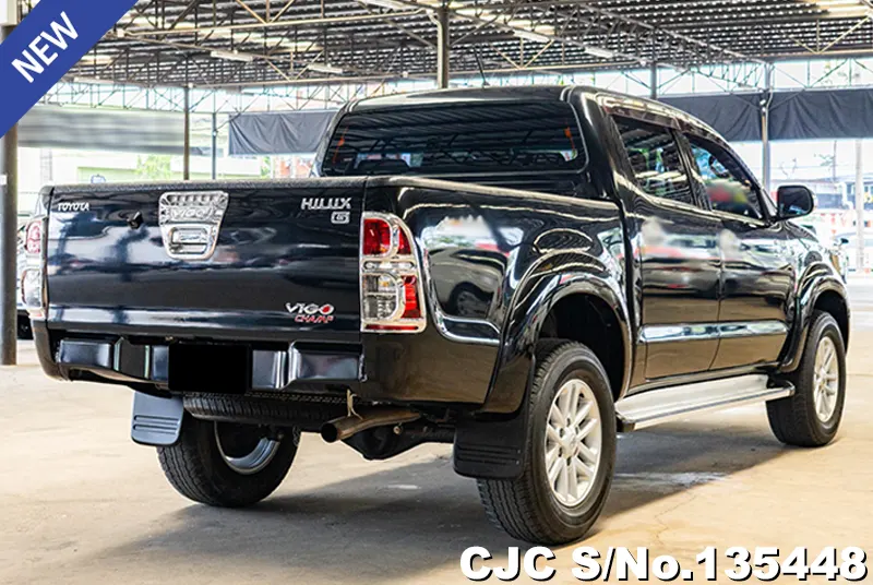 2014 Toyota / Hilux / Revo Stock No. 135448