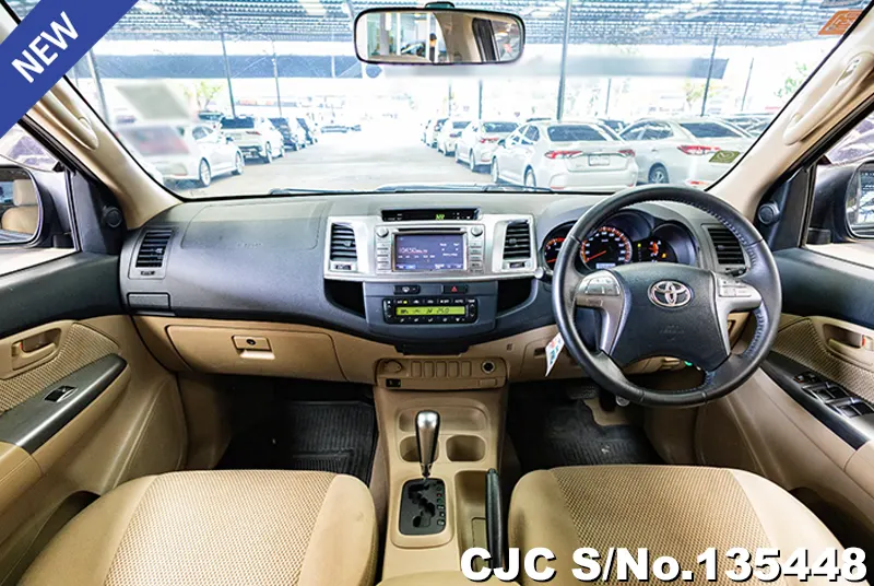 2014 Toyota / Hilux / Revo Stock No. 135448