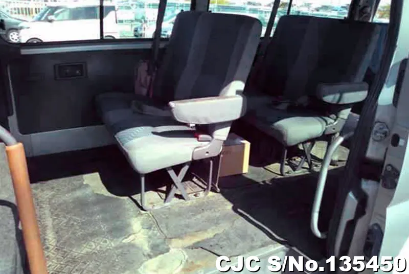 2003 Nissan / Caravan Stock No. 135450