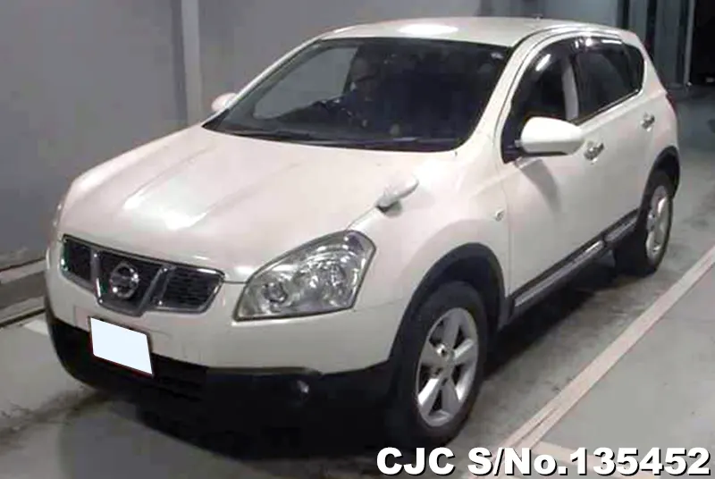 Nissan Dualis in White for Sale Image 3