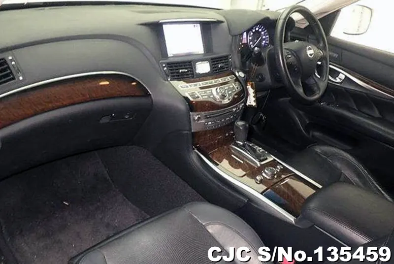 2014 Nissan / Fuga Stock No. 135459