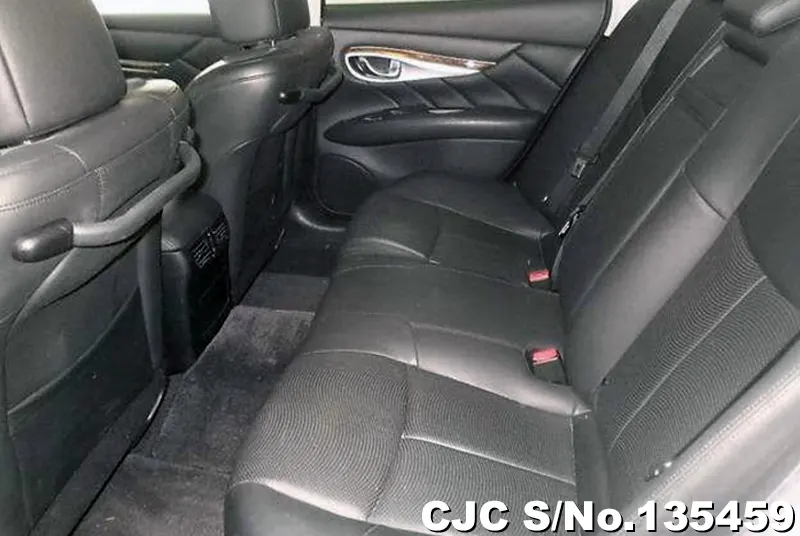 2014 Nissan / Fuga Stock No. 135459