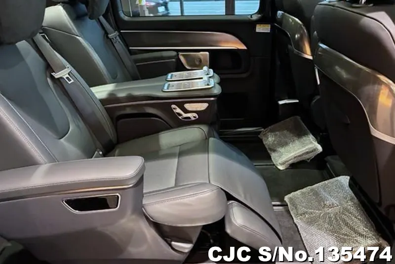 2025 Mercedes Benz / V Class Stock No. 135474