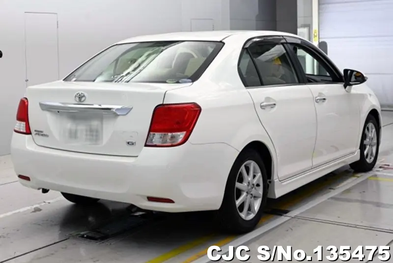 2013 Toyota / Corolla Axio Stock No. 135475