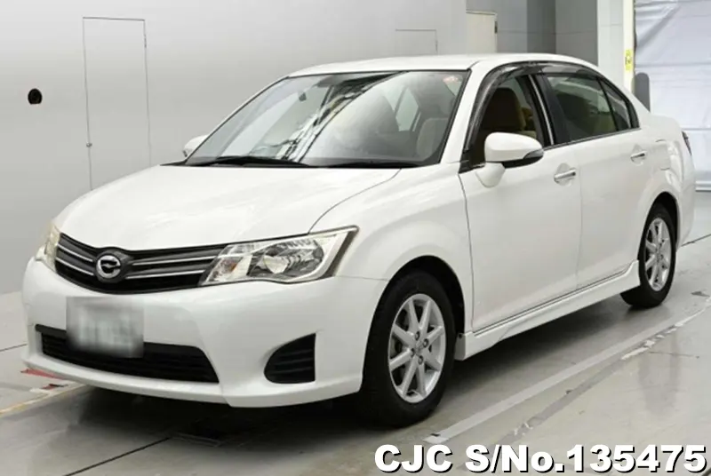 2013 Toyota / Corolla Axio Stock No. 135475