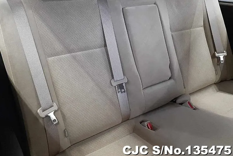 2013 Toyota / Corolla Axio Stock No. 135475