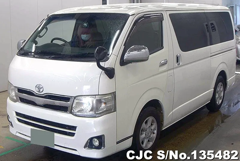 2013 Toyota / Hiace Stock No. 135482