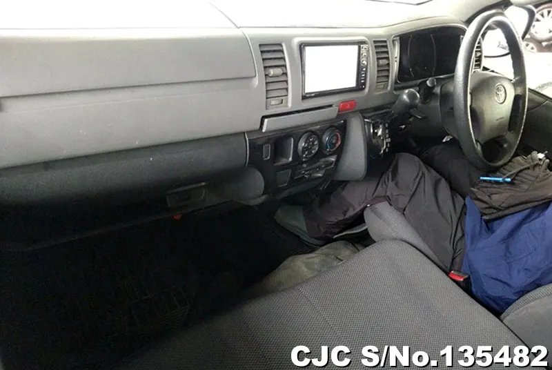 2013 Toyota / Hiace Stock No. 135482