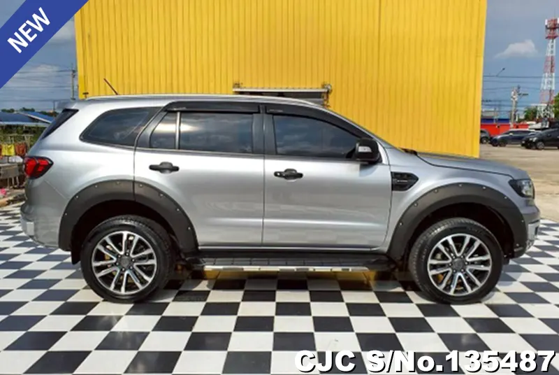 2021 Ford / Everest Stock No. 135487