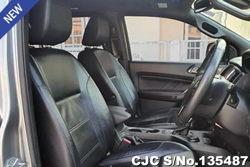 2021 Ford / Everest Stock No. 135487