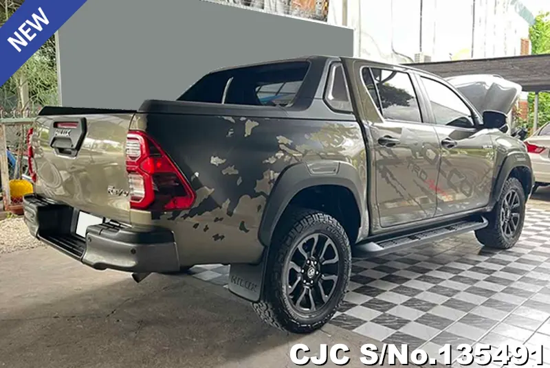 2021 Toyota / Hilux / Revo Rocco Stock No. 135491