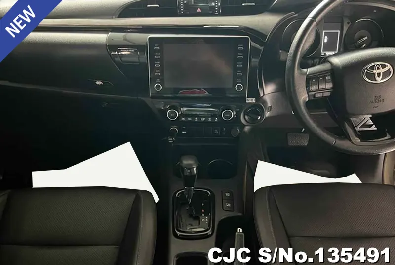 2021 Toyota / Hilux / Revo Rocco Stock No. 135491