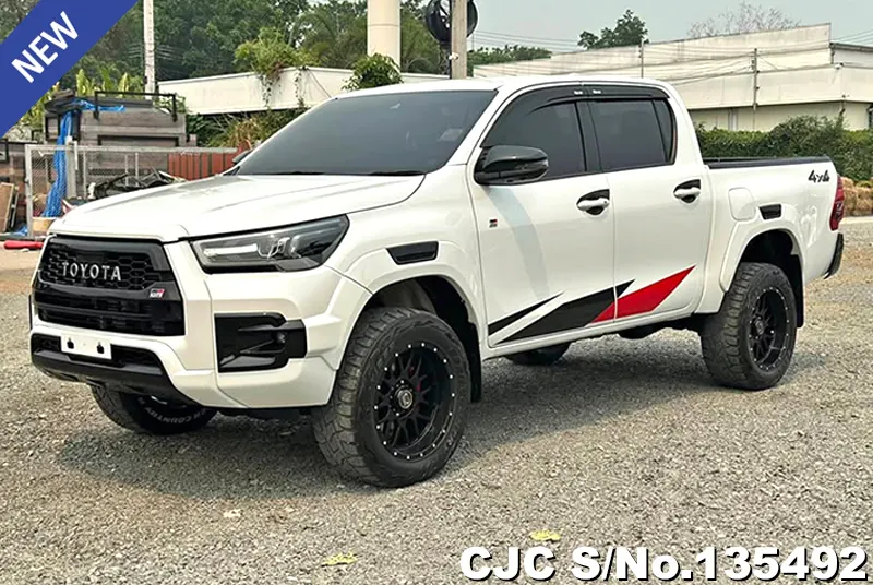2023 Toyota / Hilux / Revo Stock No. 135492
