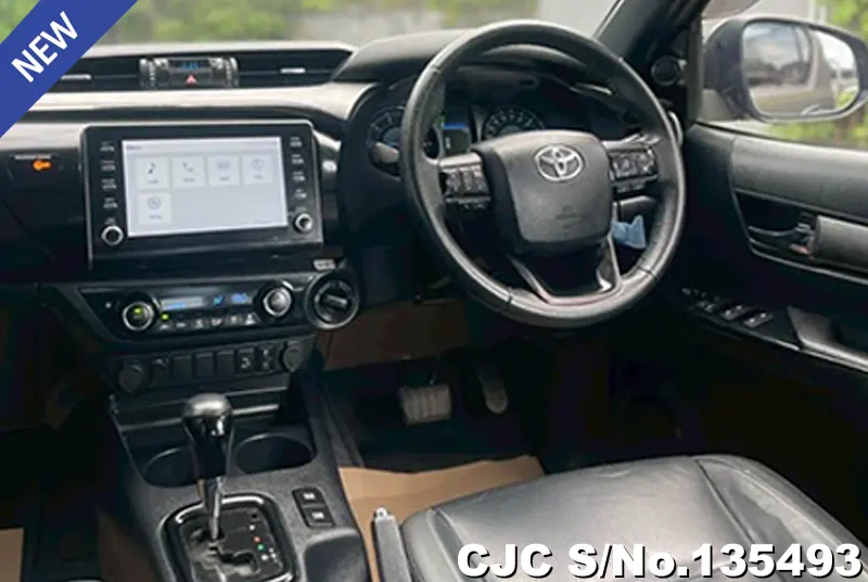 2021 Toyota / Hilux / Revo Rocco Stock No. 135493