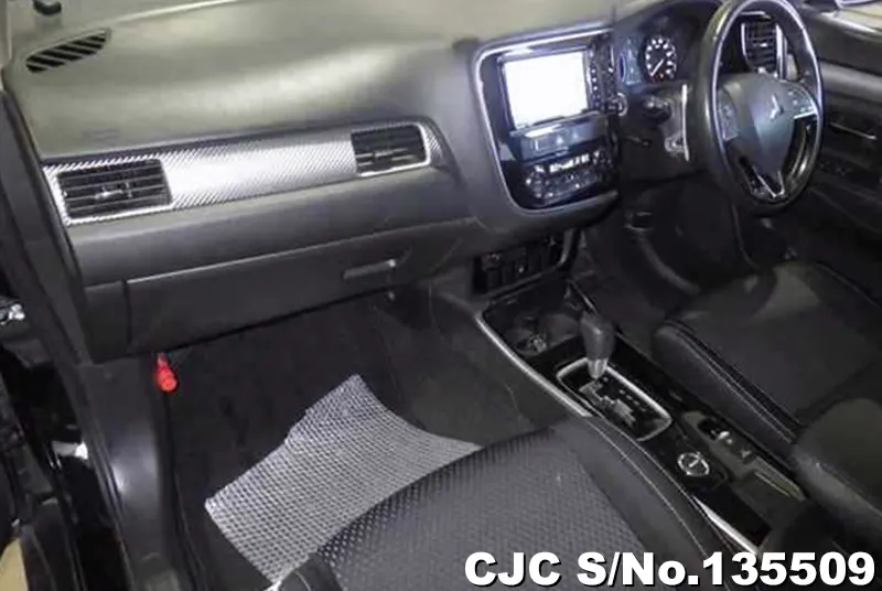 2017 Mitsubishi / Outlander Stock No. 135509