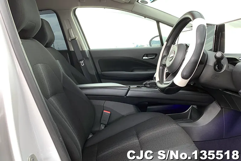 Nissan Note in Pearl White for Sale Image 10
