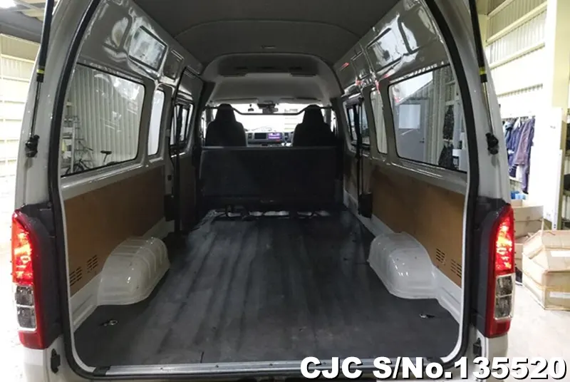 2022 Toyota / Hiace Stock No. 135520