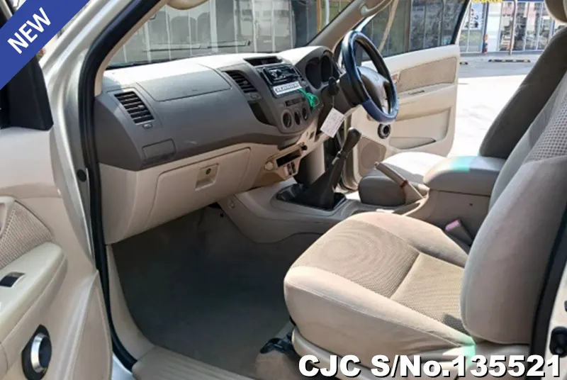 2007 Toyota / Hilux / Vigo Stock No. 135521