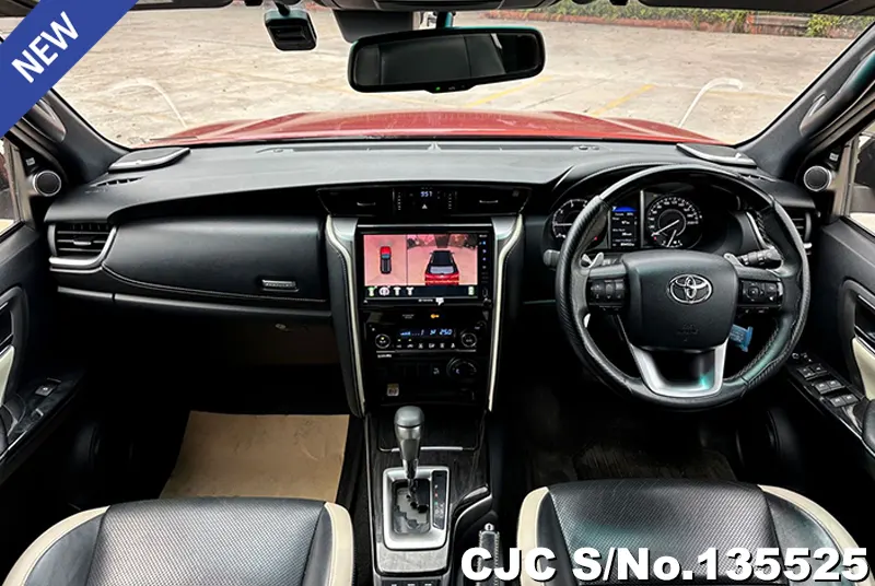 2021 Toyota / Fortuner Stock No. 135525