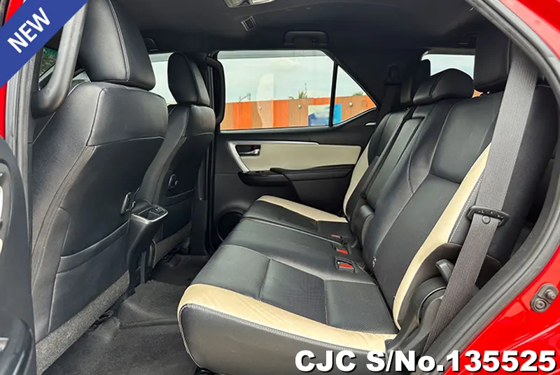 2021 Toyota / Fortuner Stock No. 135525