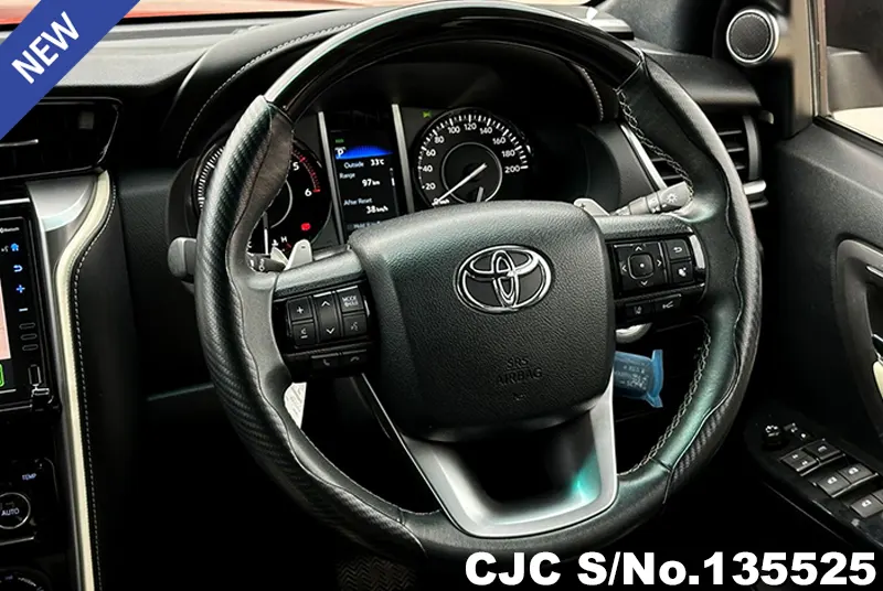 2021 Toyota / Fortuner Stock No. 135525