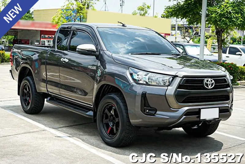 2020 Toyota / Hilux / Revo Stock No. 135527