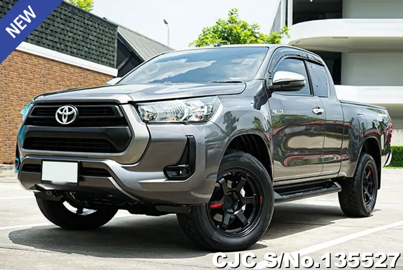 2020 Toyota / Hilux / Revo Stock No. 135527