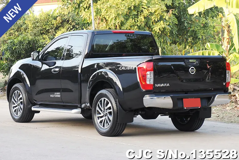 Nissan Navara in Black for Sale Image 1