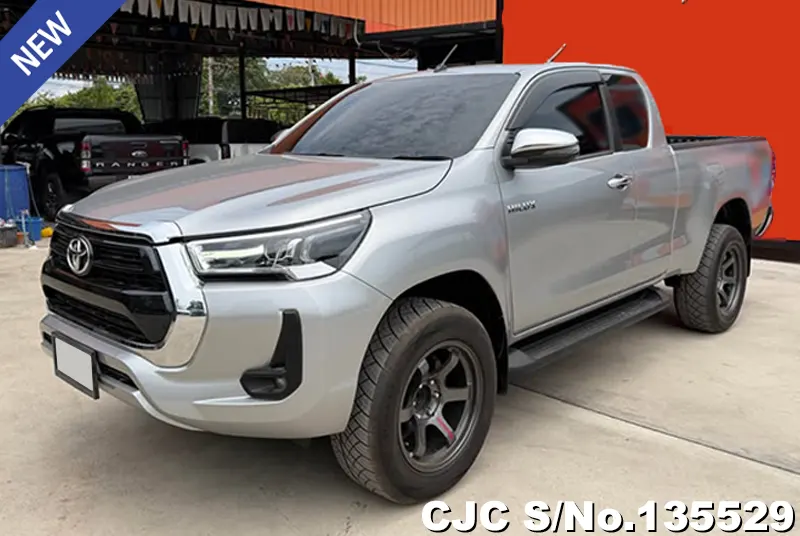 2022 Toyota / Hilux / Revo Stock No. 135529